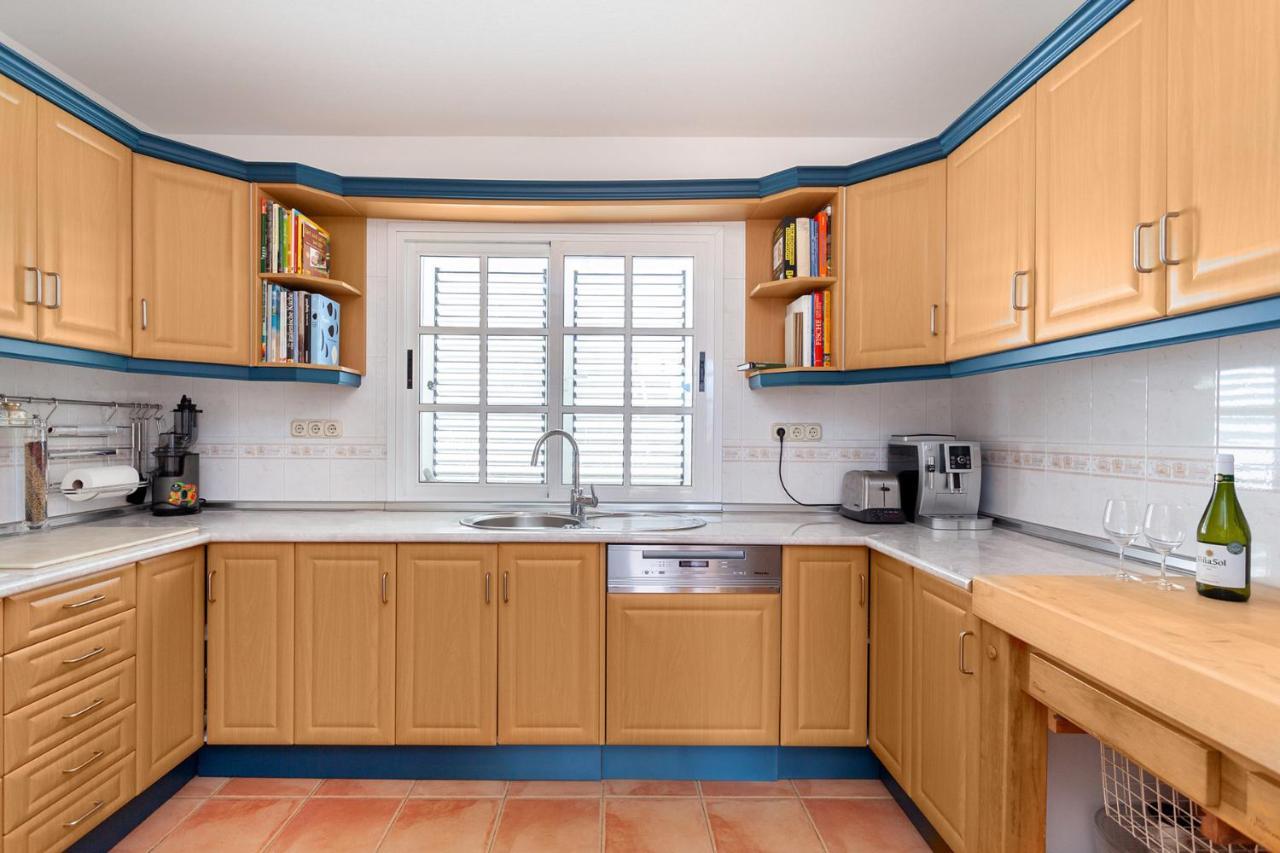 Stunning Villa With Breathtaking Ocean View Mogan Luaran gambar