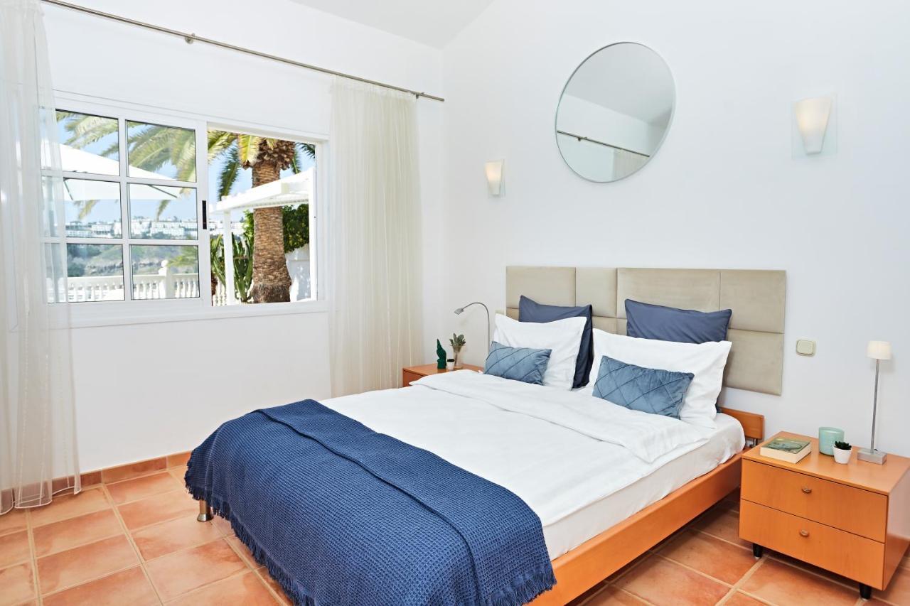 Stunning Villa With Breathtaking Ocean View Mogan Luaran gambar