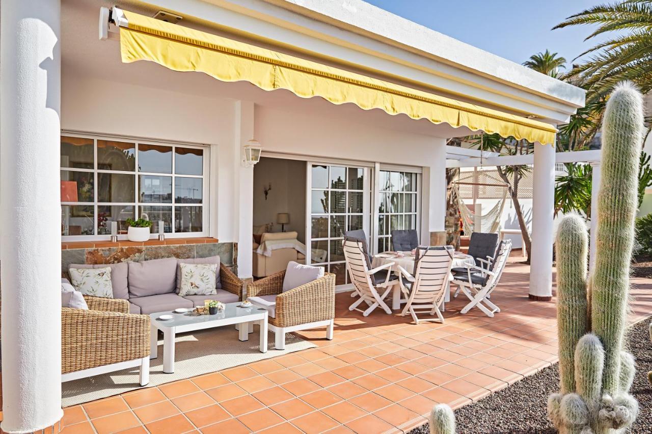 Stunning Villa With Breathtaking Ocean View Mogan Luaran gambar